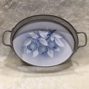 🔸Vintage Oval Art Silver Tray with Apple Picture